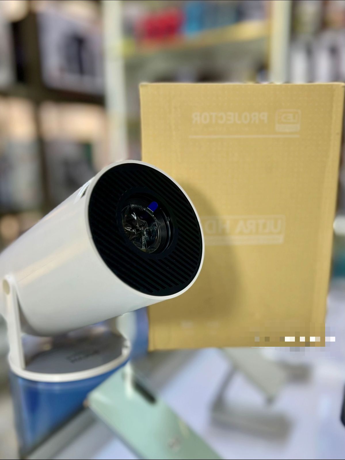 Noirbeam Portable Projector - 120" Cinema Experience Anywhere